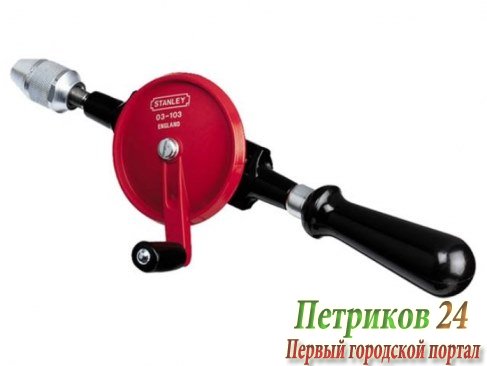 Ручная дрель Stanley 1-03-103