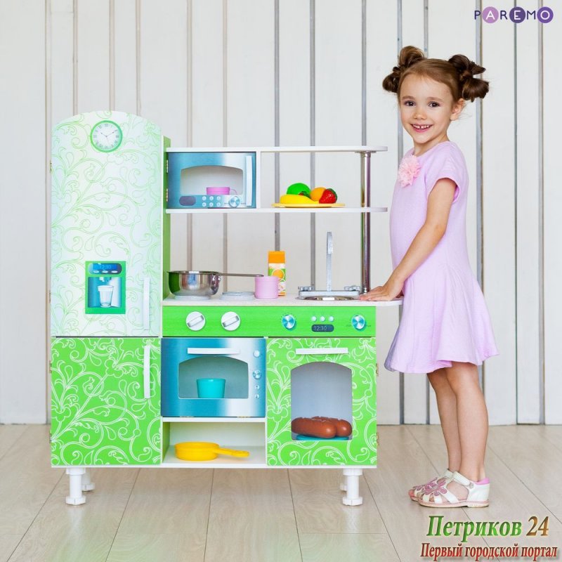 Игрушечная кухня 