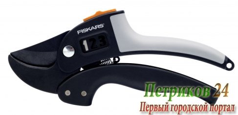 Контактный секатор с храповым механизмом FISKARS 111670