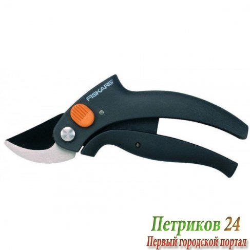 Плоскостной секатор FISKARS 111340