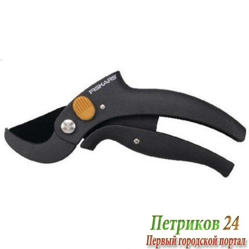 Контактный секатор с рычажным приводом FISKARS 111330