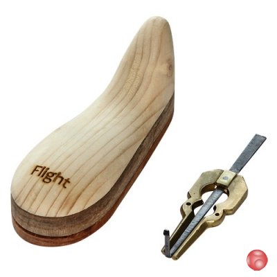 FLIGHT FJH-1 Tail - Варган; Размер: 13 см; Длина язычка: 9,8 см; Состав: Латунь; В комплекте деревян...